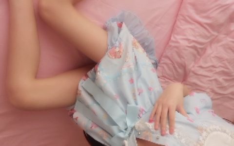 [MP4/400MB]萌白醬（甜味瀰漫）VIP付費視頻之Lolita（2）